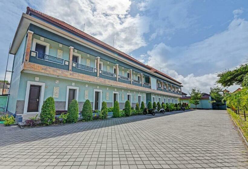 호텔 Capital O 91410 Matara Kuta Residence