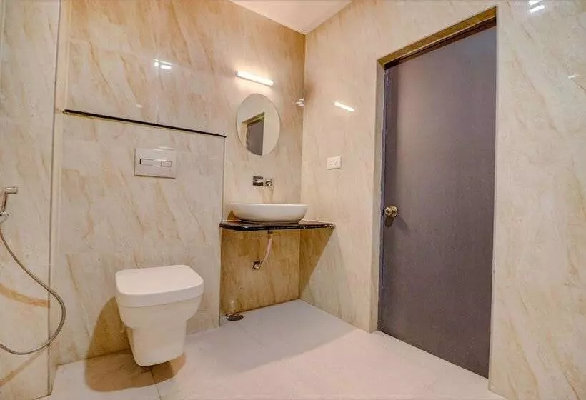Fabhotel Premium Kashi