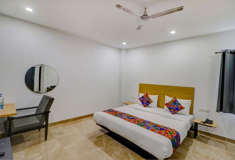 Fabhotel Premium Kashi