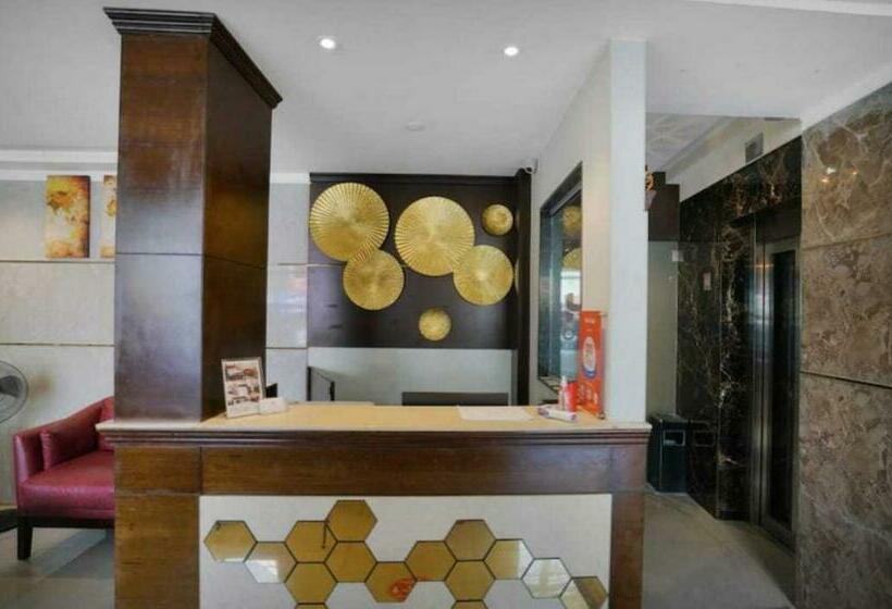 Отель Live On Nod1380