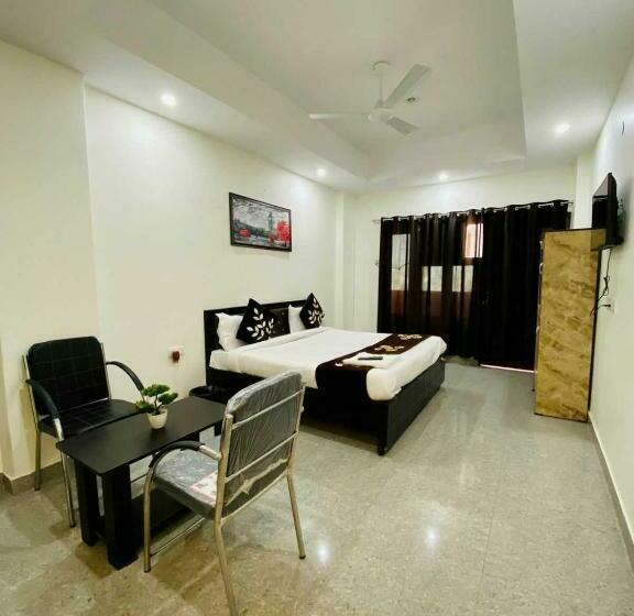 Отель Live On Nod1380