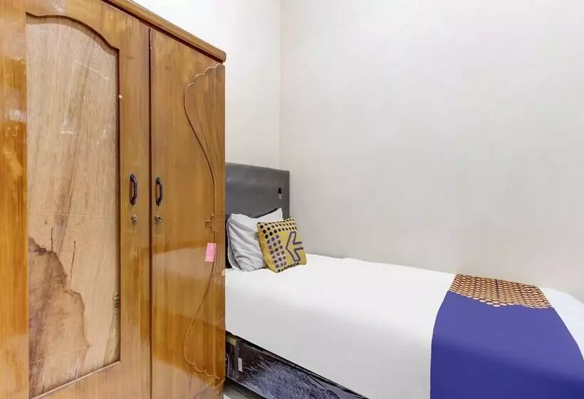 Hotelli Spot On 91374 Asia Stay Semarang Syariah