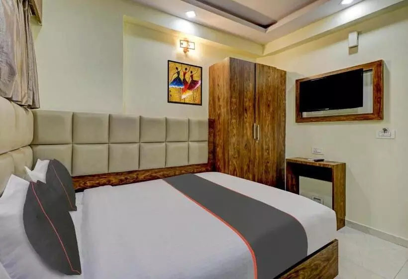 هتل Super Collection O Karthika Residency