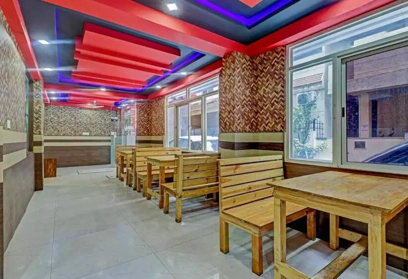 هتل Super Collection O Karthika Residency