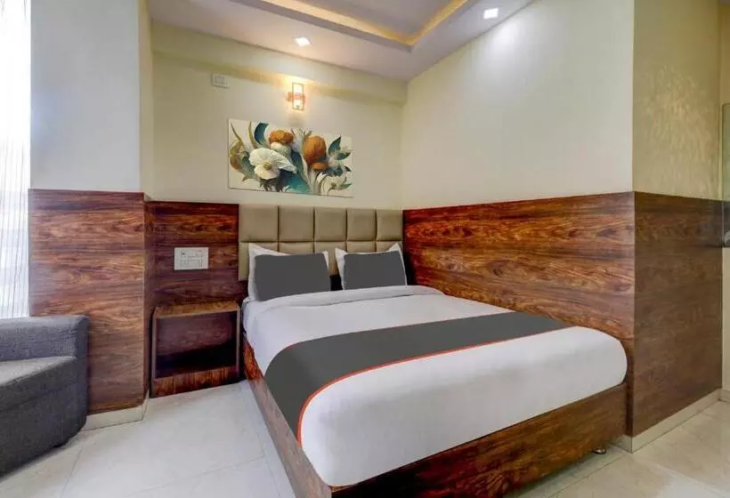 هتل Super Collection O Karthika Residency