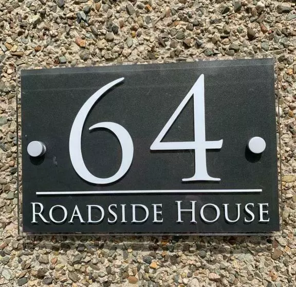 ペンション Roadside House