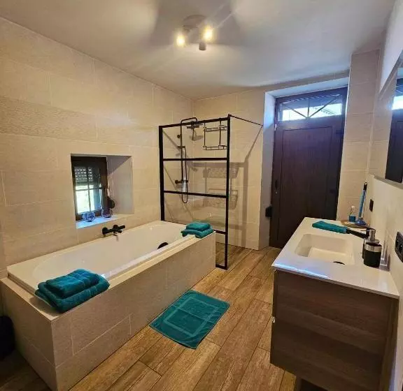 Aamiaismajoitus (B&B) Ferme La Joye