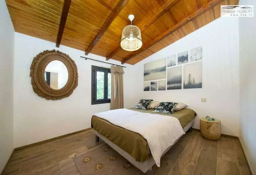 Aamiaismajoitus (B&B) Maison Terre De Lune