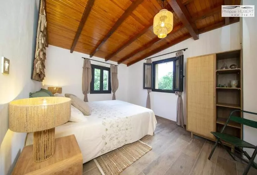 Aamiaismajoitus (B&B) Maison Terre De Lune