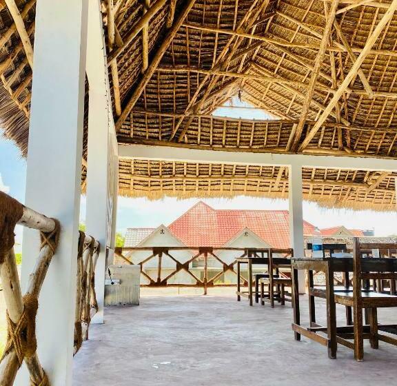 Bed & Breakfast Tamaru House Bungalow With Patio