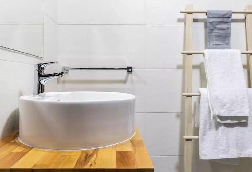 تختخواب و صبحانه Quinta Da Capelinha Agroturismo