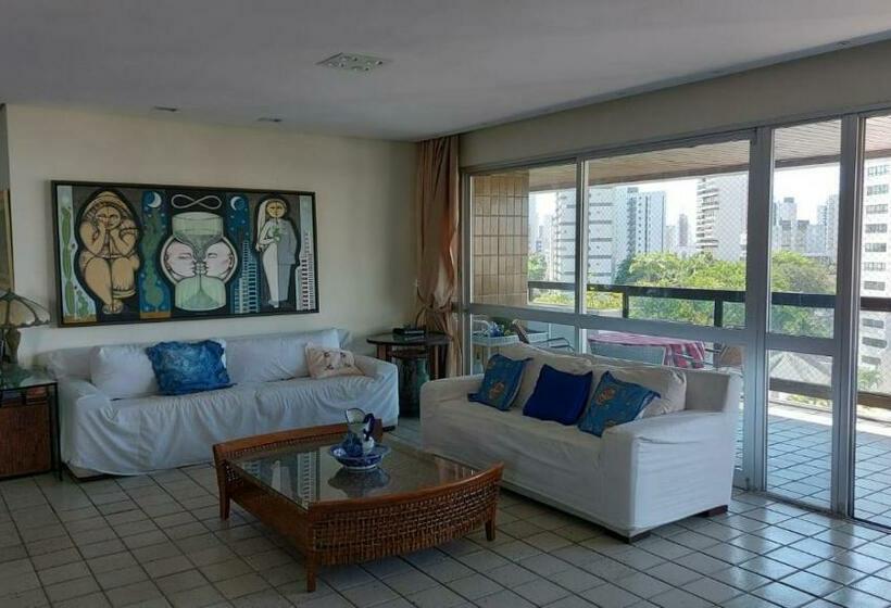 تختخواب و صبحانه Suites Amplas, Ventiladas Com Banheiro Privativo E Vista Para O Rio