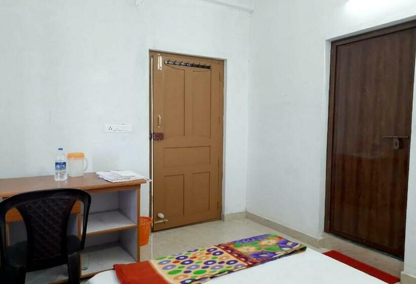 호텔 Spot On Maclena Lodges