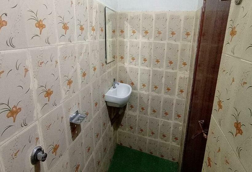 호텔 Spot On Maclena Lodges