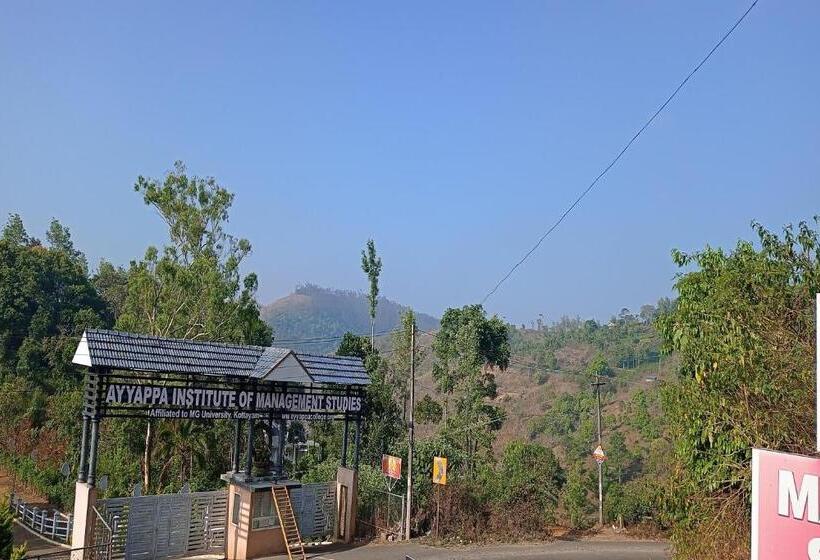 호텔 Spot On Maclena Lodges