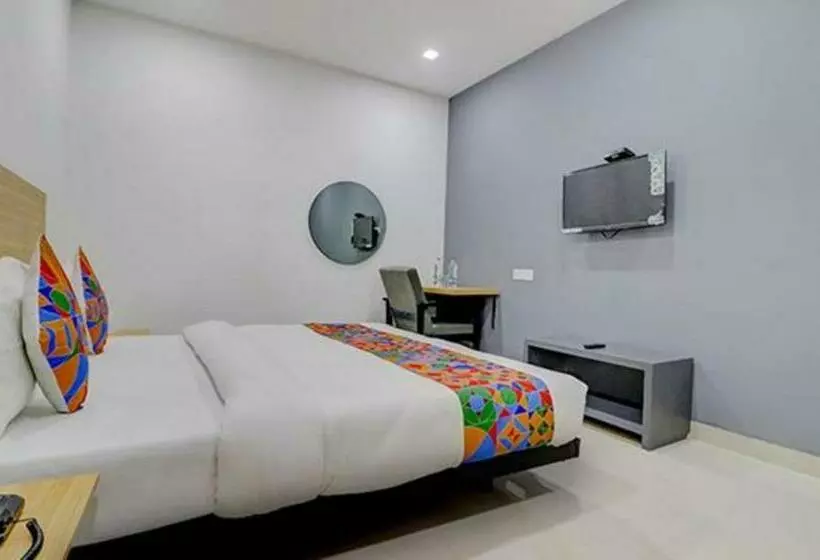 Fabhotel Premium Kashi