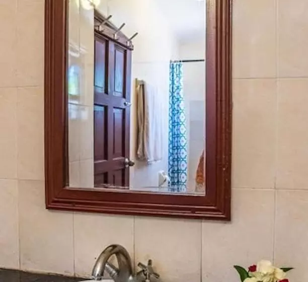 پانسیون Prideinn Express Nyali 1