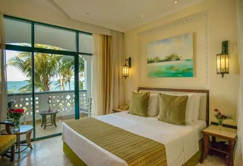 پانسیون Sarova Whitesands Beach Resort And Spa With Beautiful View