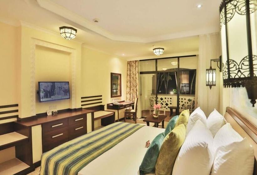 پانسیون Sarova Whitesands Beach Resort And Spa With Beautiful View