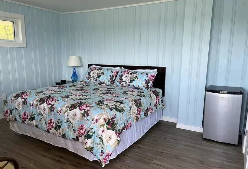 Pete S Lakefront Motel, Llc