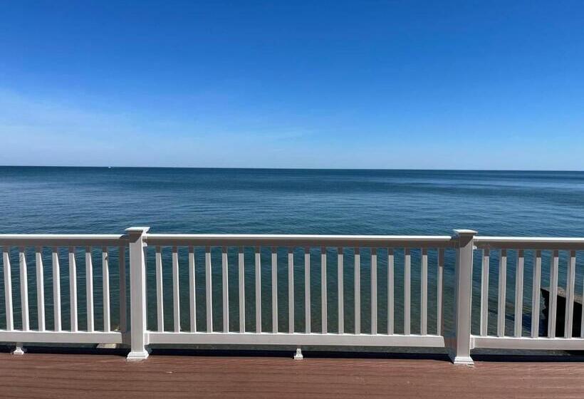 Pete S Lakefront Motel, Llc