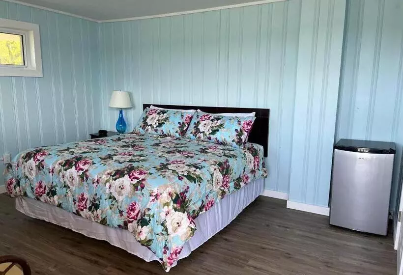 Pete S Lakefront Motel, Llc