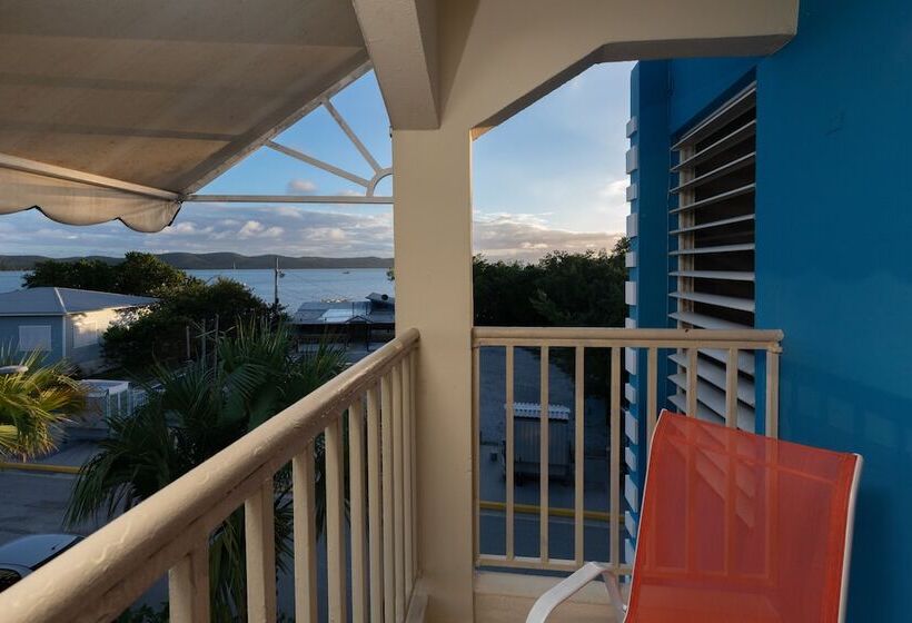 هتل Red Sunset Beach Club