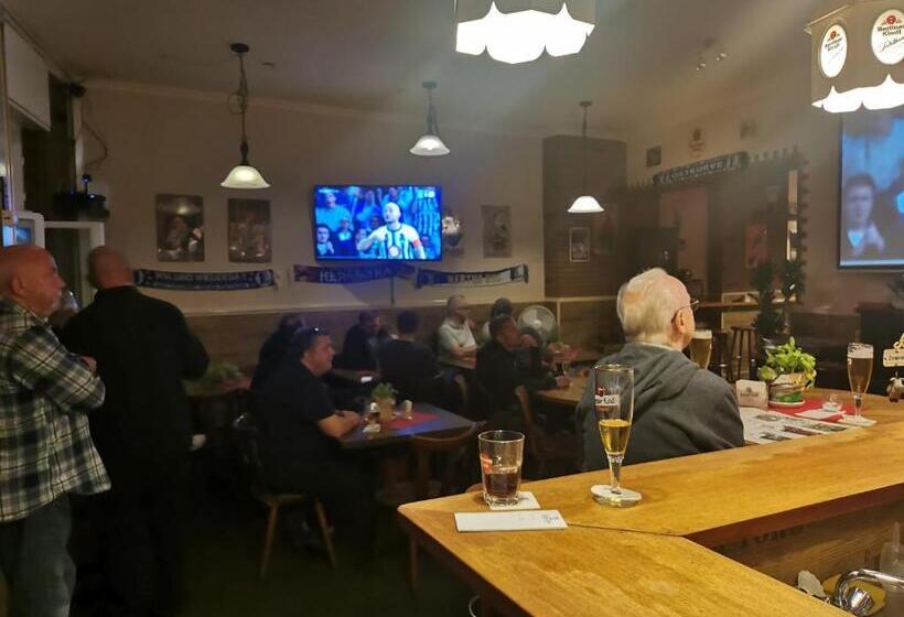 Fewo3 1 Zim 2 Einz Bett 2 Pers Küche Dusche Wc