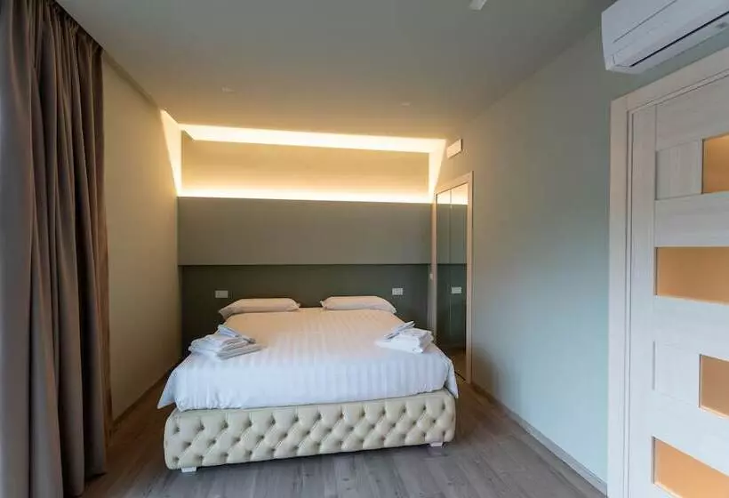 Aamiaismajoitus (B&B) Divino Rooms Deluxe