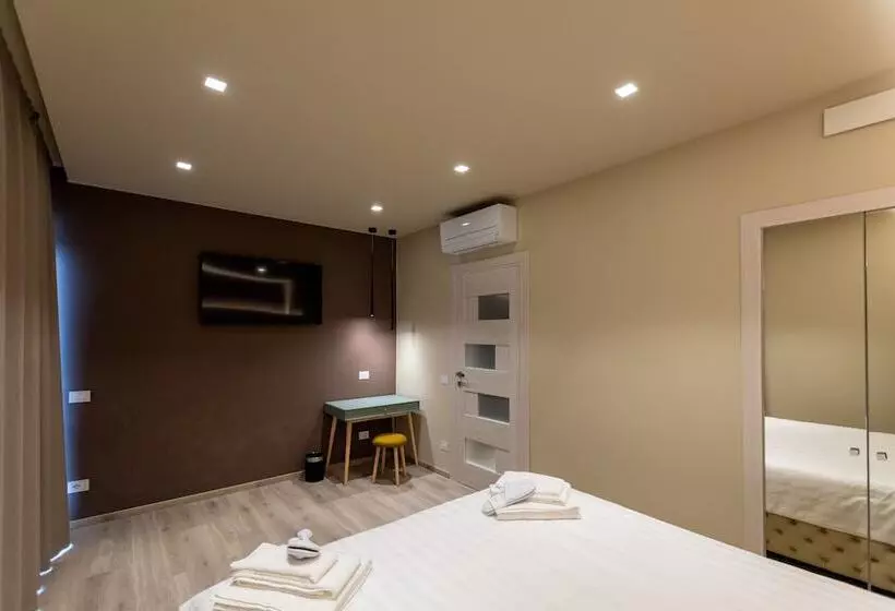 Aamiaismajoitus (B&B) Divino Rooms Deluxe