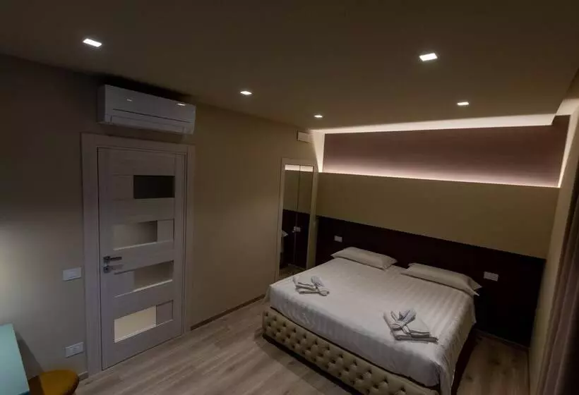 Aamiaismajoitus (B&B) Divino Rooms Deluxe