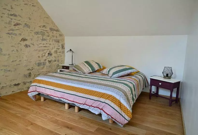 ベッドアンドブレックファースト Les Chambres Aux Loups