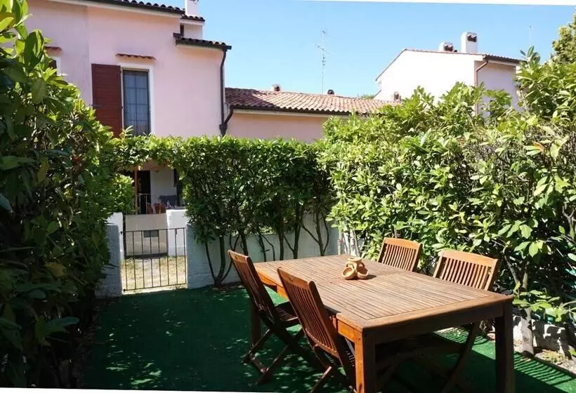 Cosy Two   Storey Villa With A Garden And A Shared Swimming Pool
