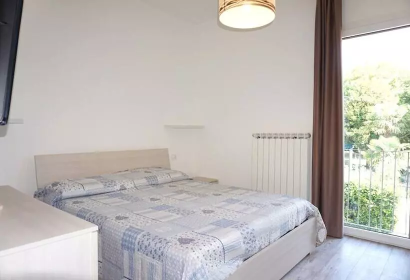 Cosy Two   Storey Villa With A Garden And A Shared Swimming Pool