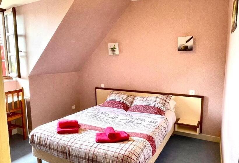 ホテル Auberge Le Beaulieu  Cantal