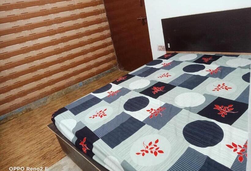 Hotelli Spot On 89988  Spot Valley