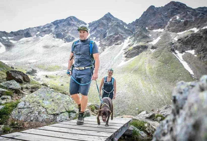 تختخواب و صبحانه Quality Hosts Arlberg   Afoch Fei   Das Landhaus