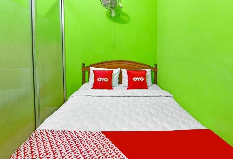 Spot On 91357 Hotel Mulyo