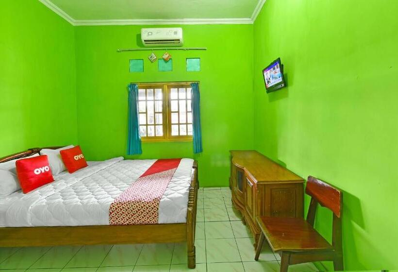 Spot On 91357 Hotel Mulyo