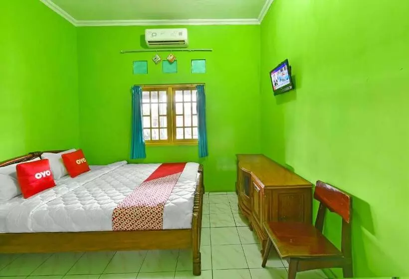 Spot On 91357 Hotel Mulyo
