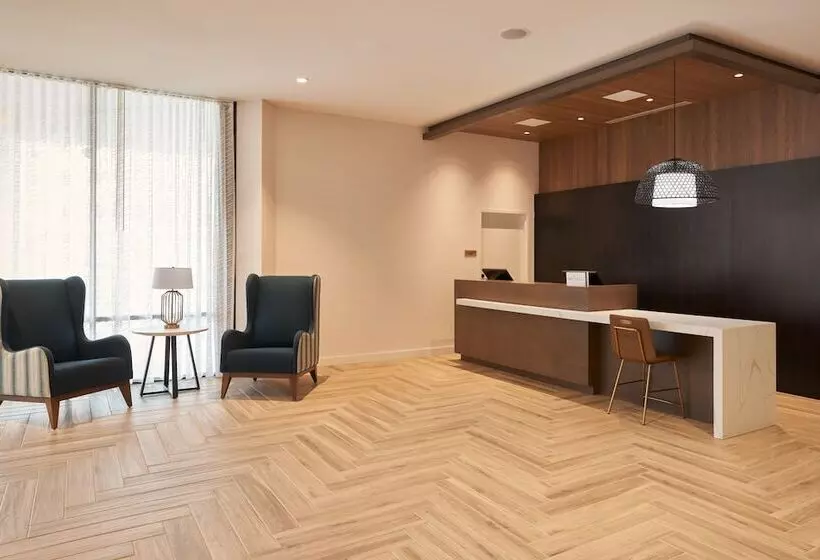 Hotelli Staybridge Suites Wilmington Downtown, An Ihg