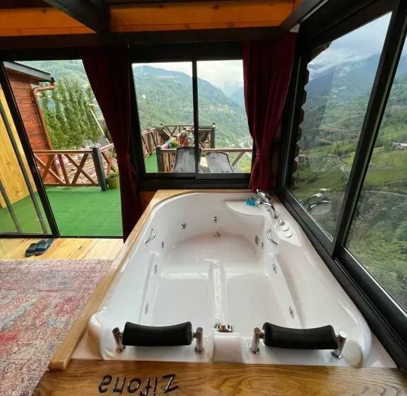 ホテル Zifona Bungalov