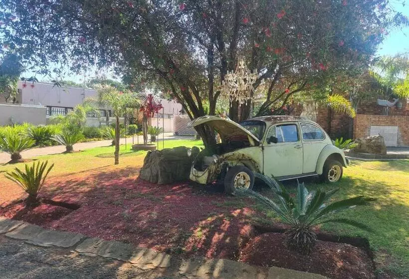 Majatalo Royal Villa Guesthouse