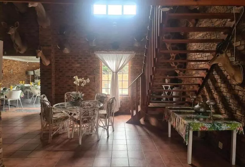 Majatalo Royal Villa Guesthouse