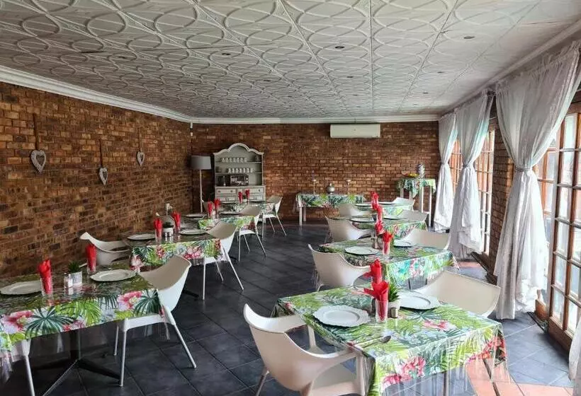 Majatalo Royal Villa Guesthouse