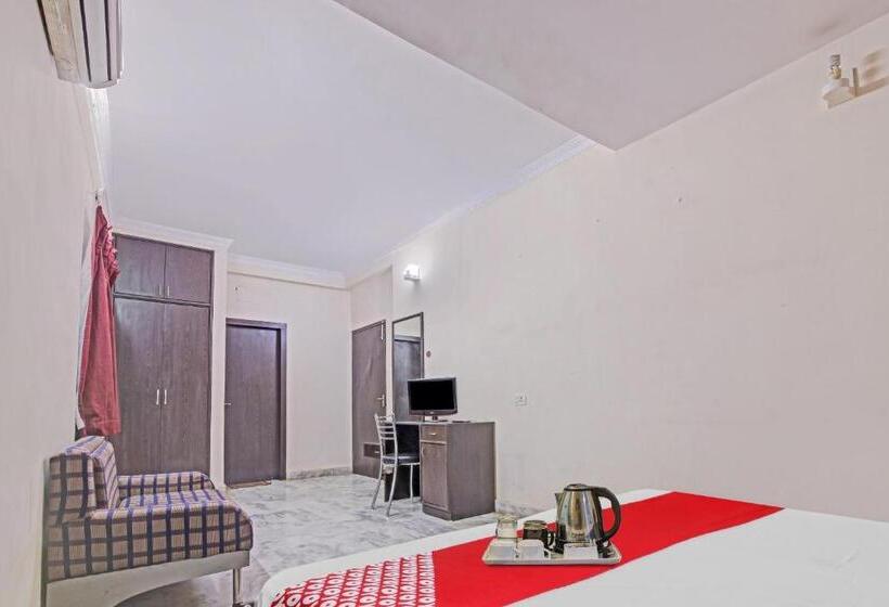 Hotel O Oxy Safari Residency