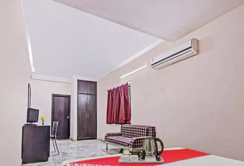 هتل O Oxy Safari Residency