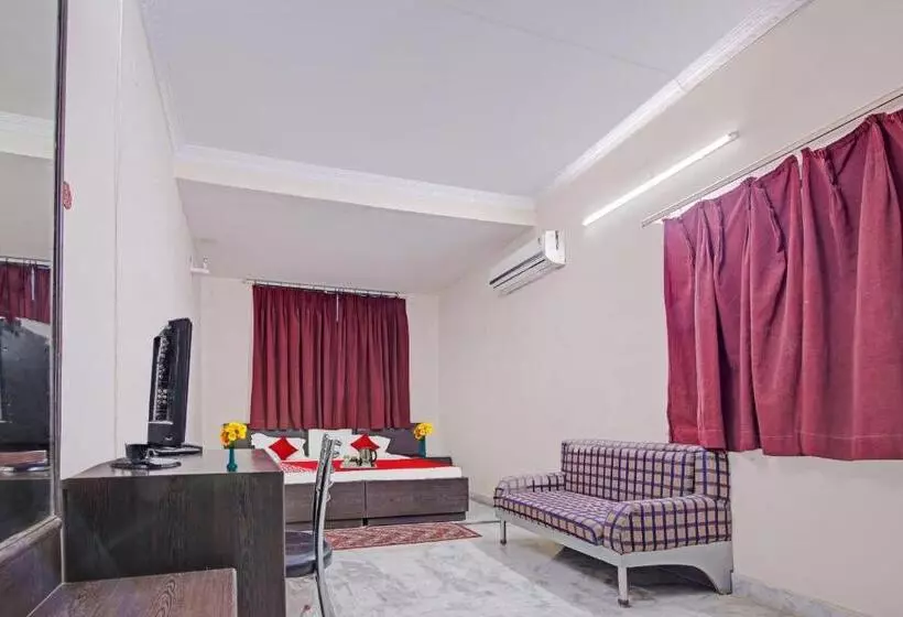 هتل O Oxy Safari Residency