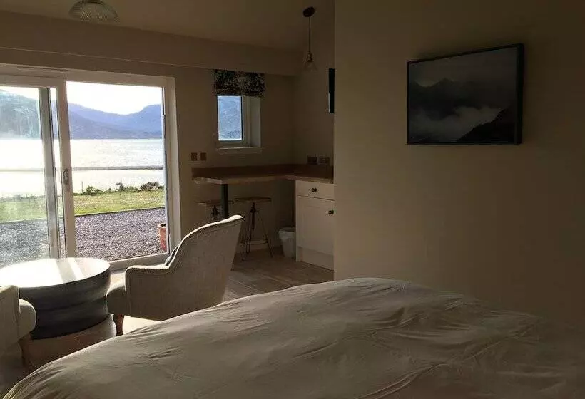 Kirkton Bay House Bed And Breakfast