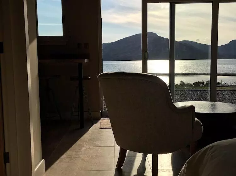 Kirkton Bay House Bed And Breakfast